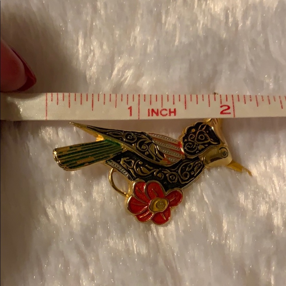 Sweet Bird Brooch - Picture 4 of 4